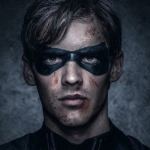 « Titans, » Robin : qui est Dick Grayson dans DC Comics ? Histoire du compagnon de Batman