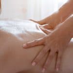 Comment réaliser un massage tantrique en couple ?