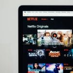 Tout n’est pas rose chez Netflix : le géant du streaming licencie dans son personnel pour freiner son ralentissement de croissance