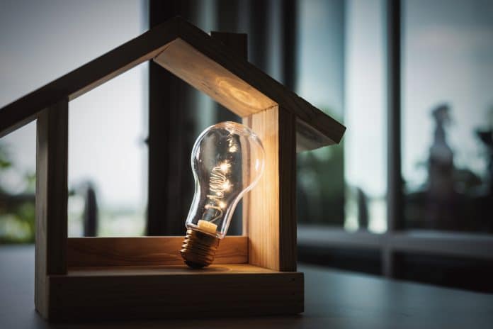 Comment réduire sa consommation d'électricité dans son logement grâce à 5 conseils très simples ?