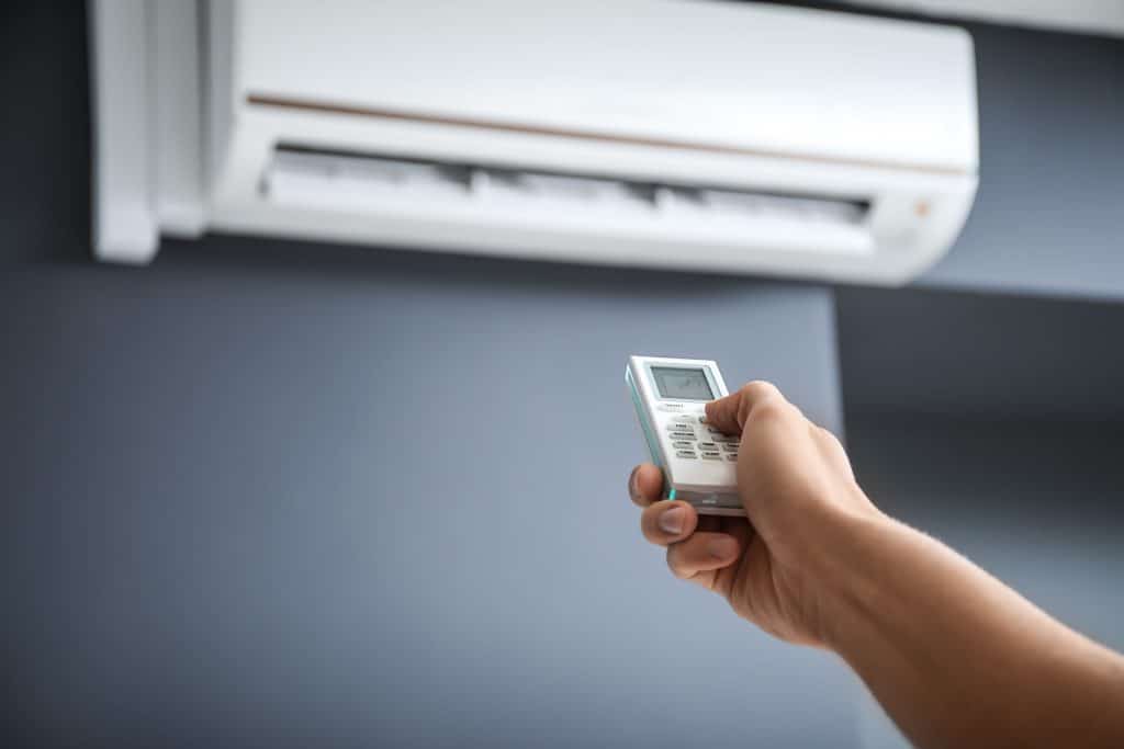 What is reversible air conditioning?