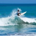 Quels sont les meilleurs spots de surf en Indonésie pour les débutants ?